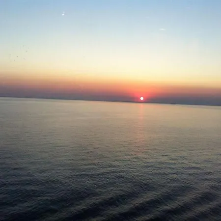 Appartement De Zilvermeeuw De Zandloper